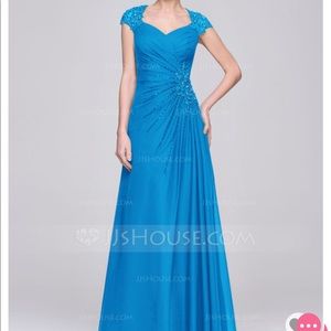 WORN ONCE A-LINE/PRINCESS SWEETHEART CHIFFON GOWN